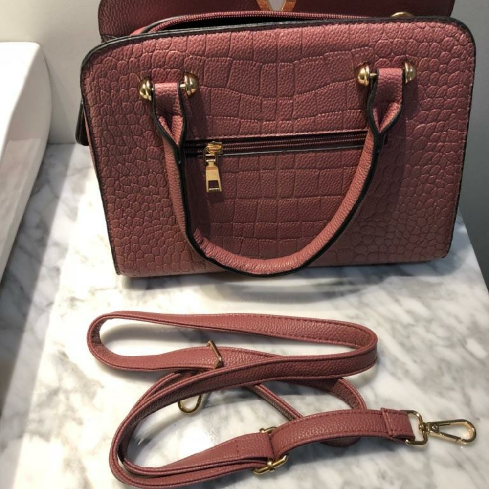 Crossbody - Picture 4 of 8